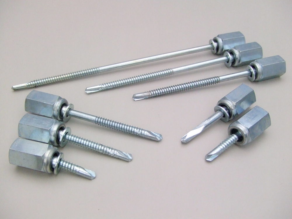 足場用壁つなぎアンカーの打ち込み方法は 取れない場合はどうする 足場ベストパートナー